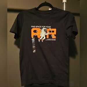 Nike Graphic Tee Kids Medium